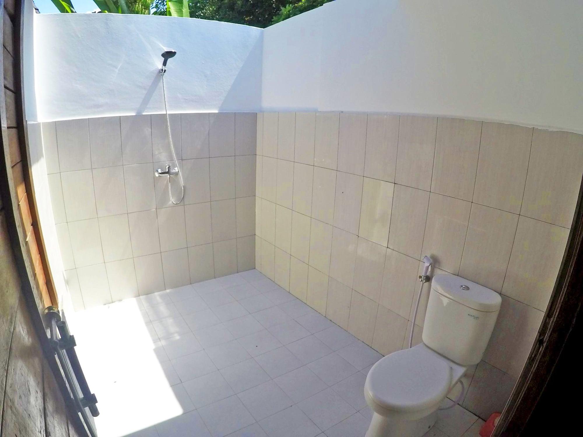 Color Cottage Gili Islands Exterior photo