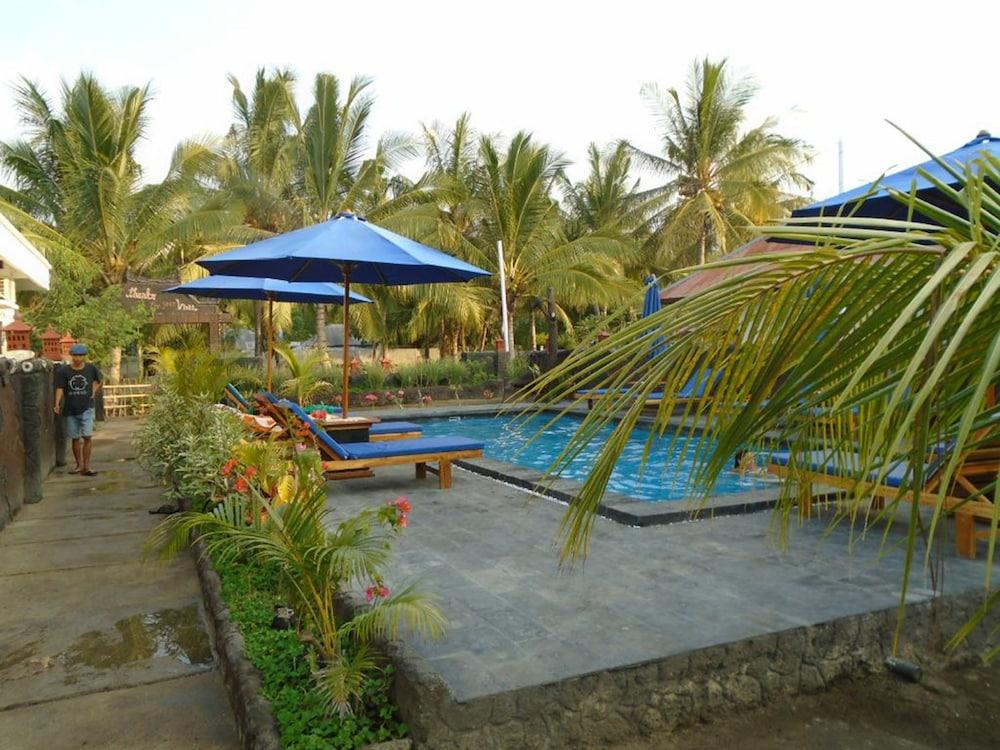 Color Cottage Gili Islands Exterior photo
